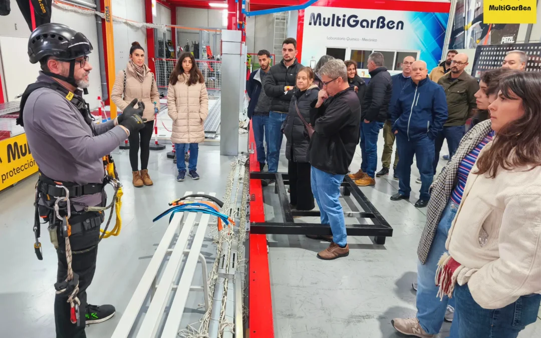 Jornada del seminario técnico “Equipos de protección individual frente al riesgo de caída de altura”